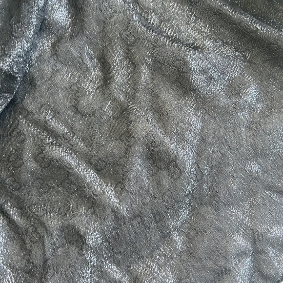 Gucci shimmer scarf - Picture 2 of 3